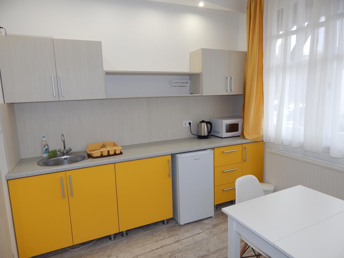 Kálvin Vendégszobák Debrecen Esterno foto